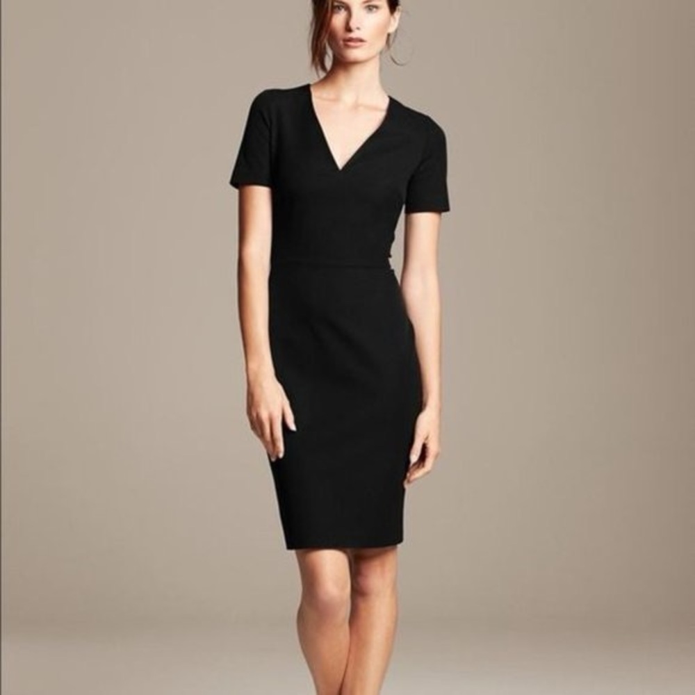 Roland Mouret Collection for Banana Republic Vee Black Sheath Dress size 0P
